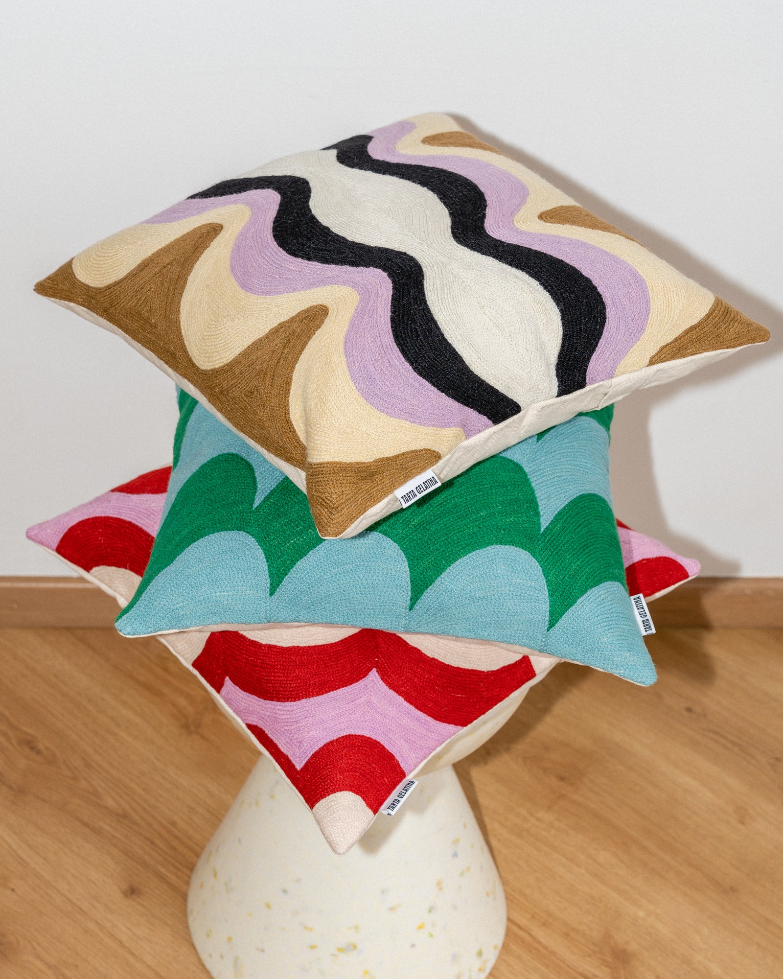 Tarta Gelatina - Chunks Cushion  HBX - Globally Curated Fashion and  Lifestyle by Hypebeast