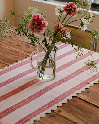 Chemin de table Biscuit - Bordeaux / Pink