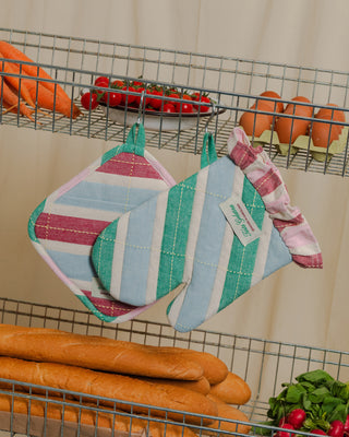 Striped Oven Mitt & Pot Holder Set