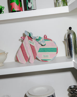Striped Oven Mitt & Pot Holder Set