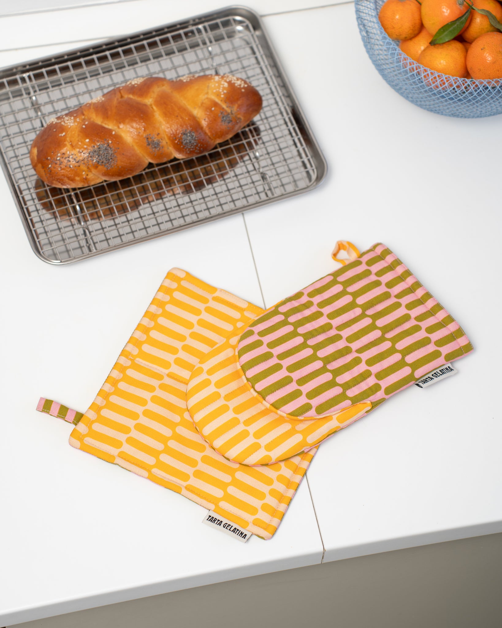 Oven Mitt & Pot Holder Set