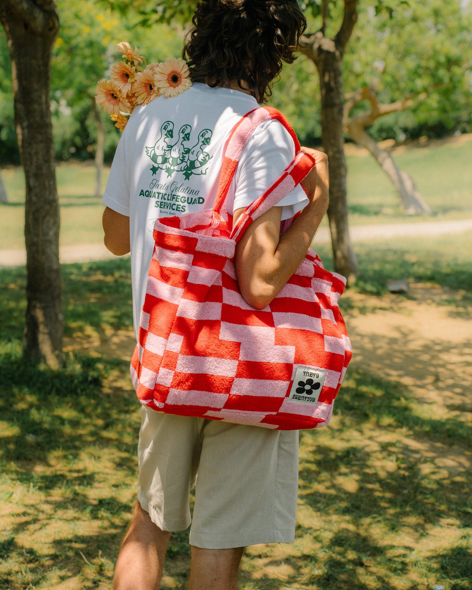 Handtuchtasche mit Mohnmotiv